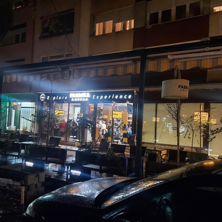 Apartman Pozoriste Penthaus Banja Luka Exterior foto