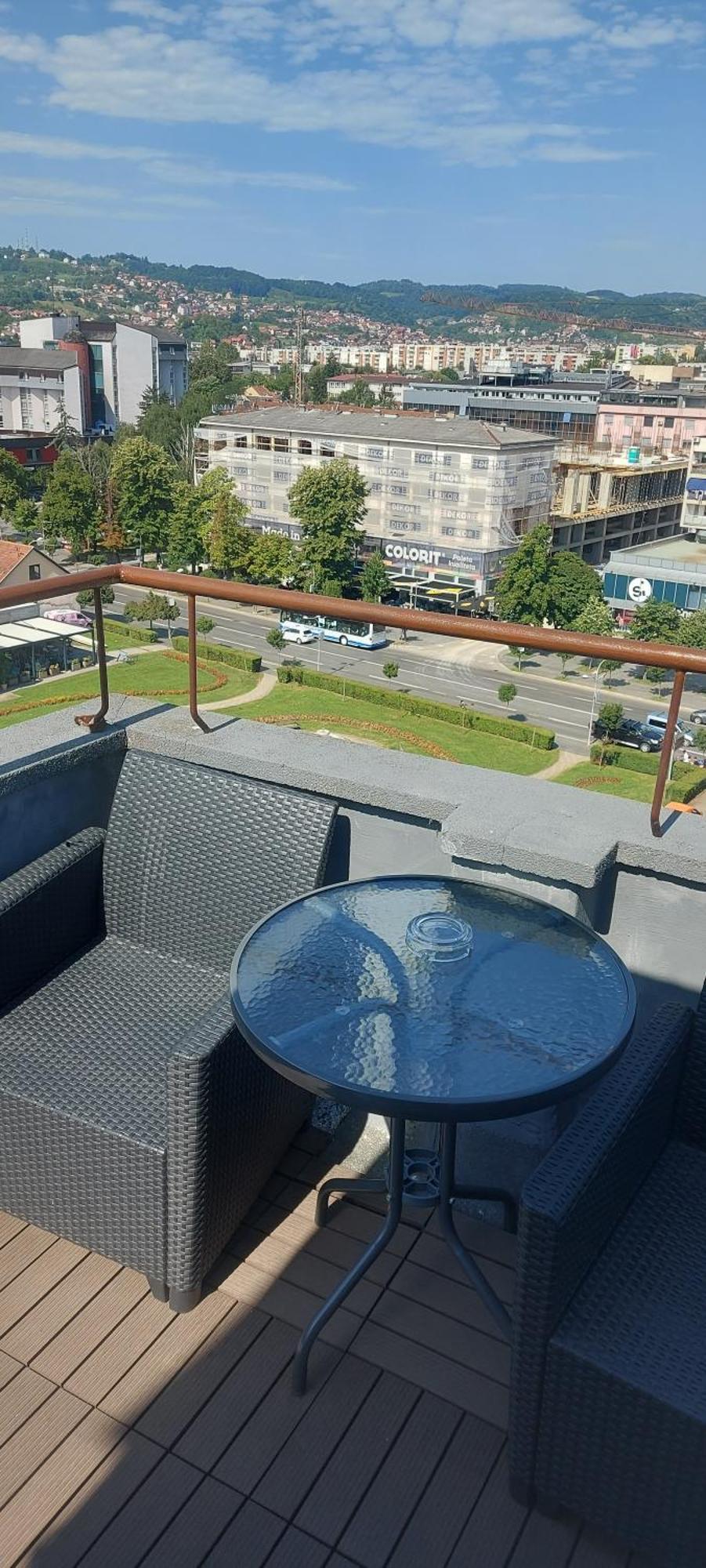 Apartman Pozoriste Penthaus Banja Luka Habitación foto